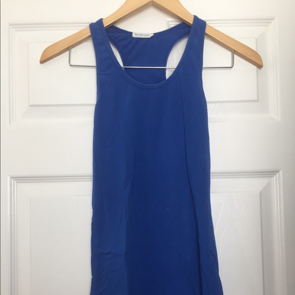 Fitted blue tank top